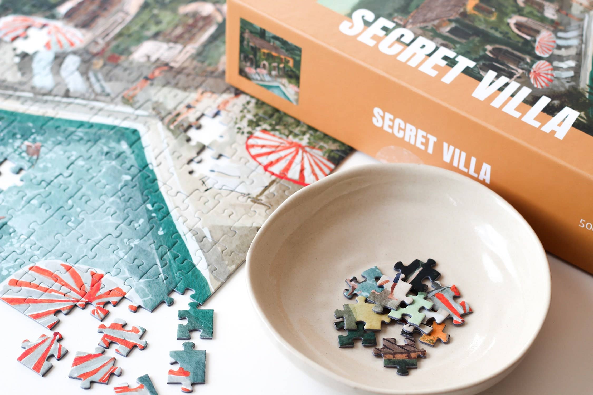 Puzzle Piecely Secret Villa medium