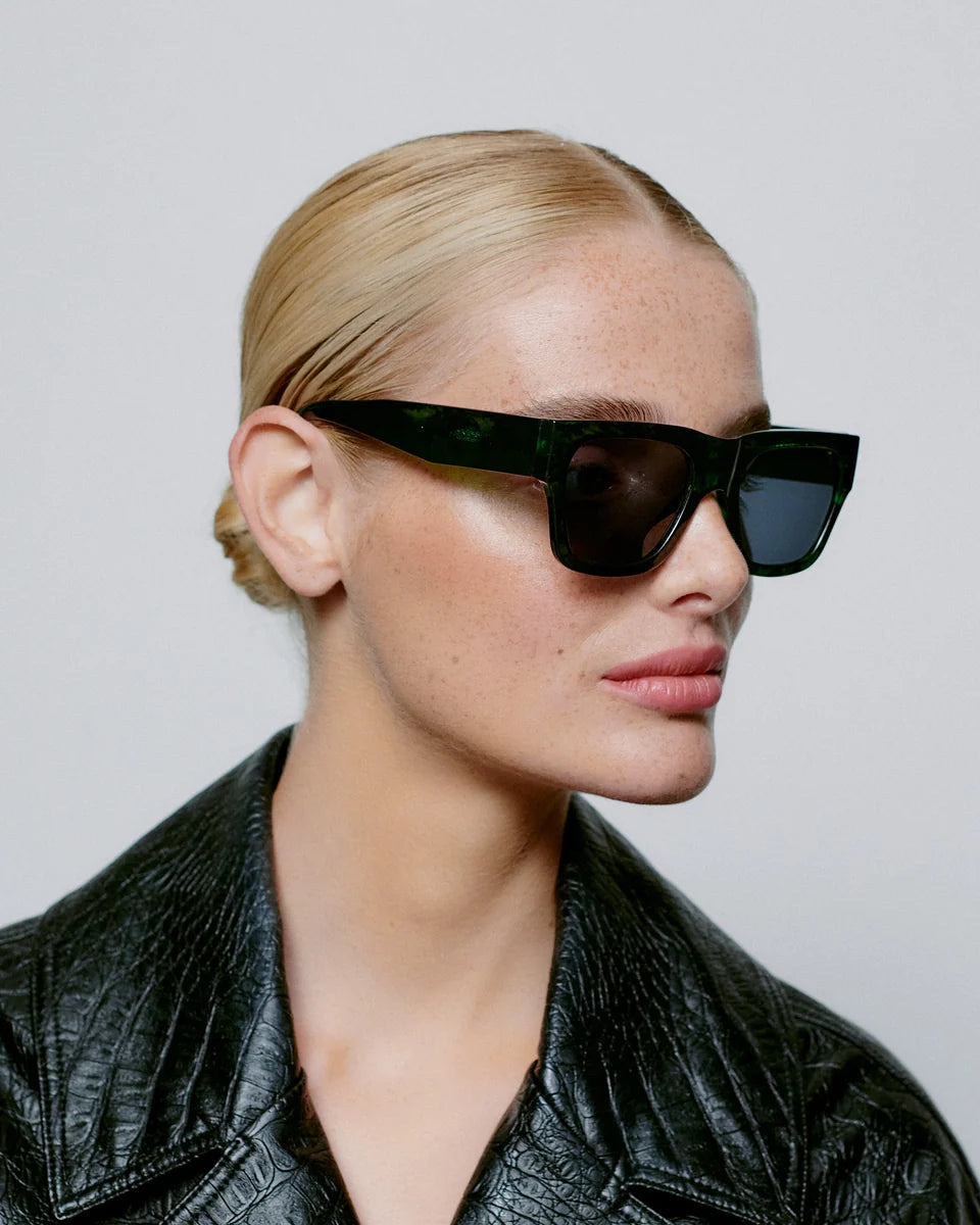 Sonnenbrille A. Kjærbede Agnes green marble transparent