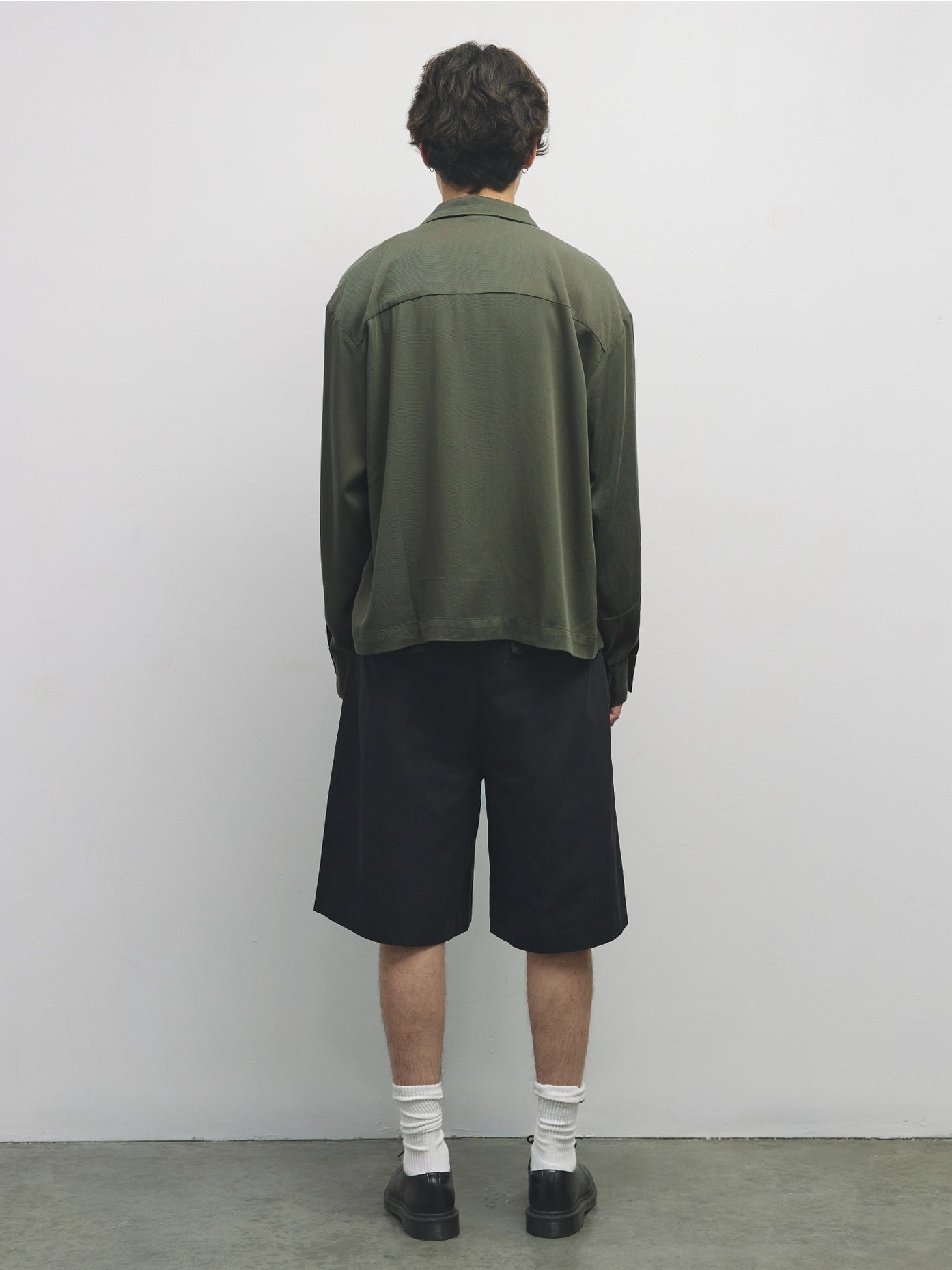 Short Common Market Willis black