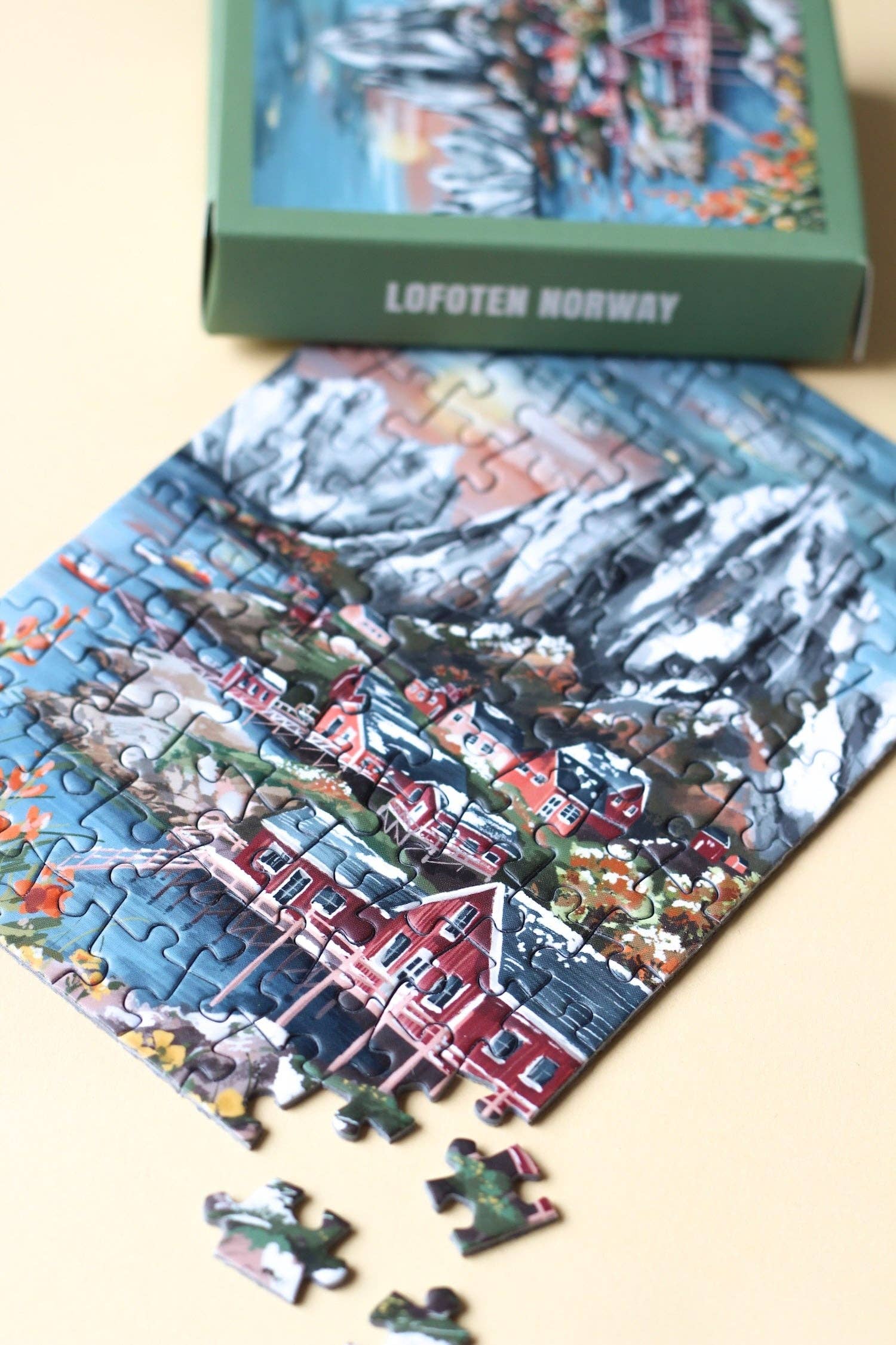 Puzzle Piecely Lofoten Norway small