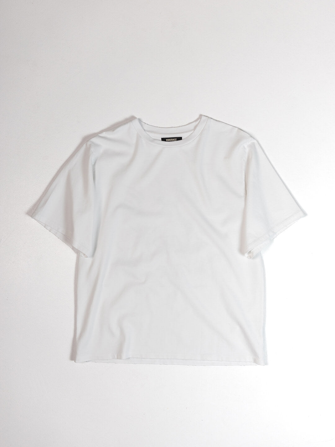 T-Shirt Vorgrace Heart Bones white