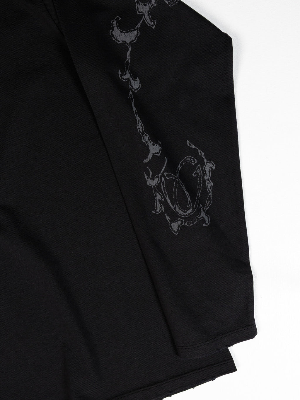 Longsleeve Vorgrace Heart Bones white
