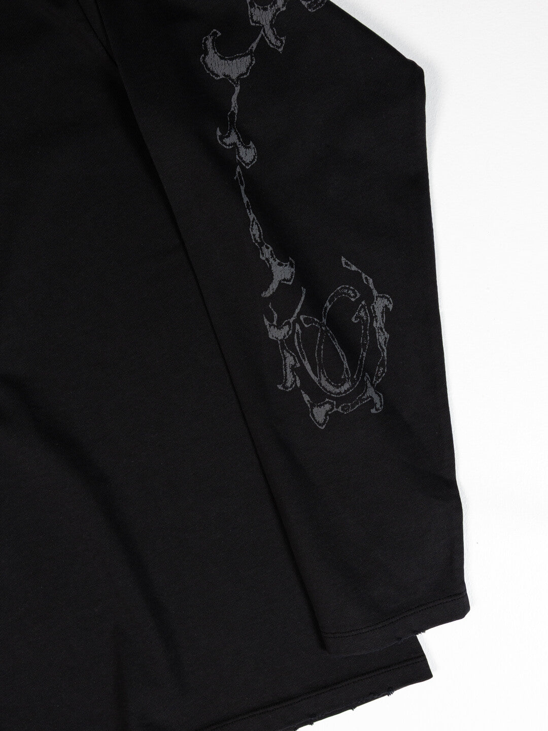 Longsleeve Vorgrace Heart Bones white